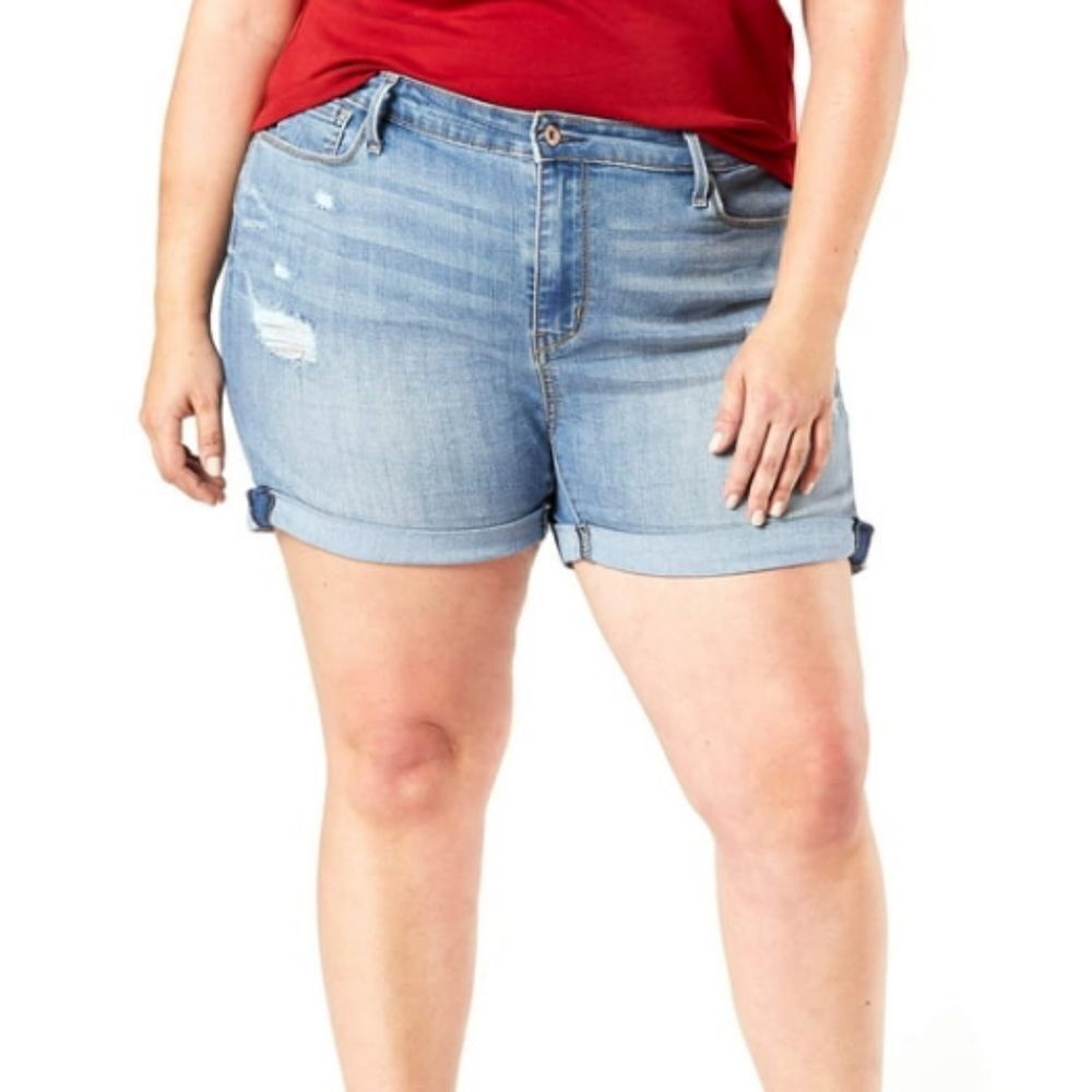 Signature by Levi Strauss & Co. Women’s 28 Mid Rise 5-Inch Cuffed Shorts